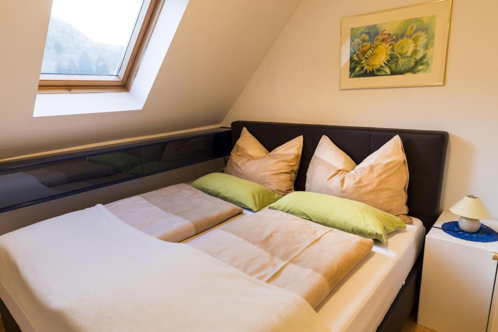 Apartmenthaus Pastner Am Teich Übelbach Eksteriør bilde