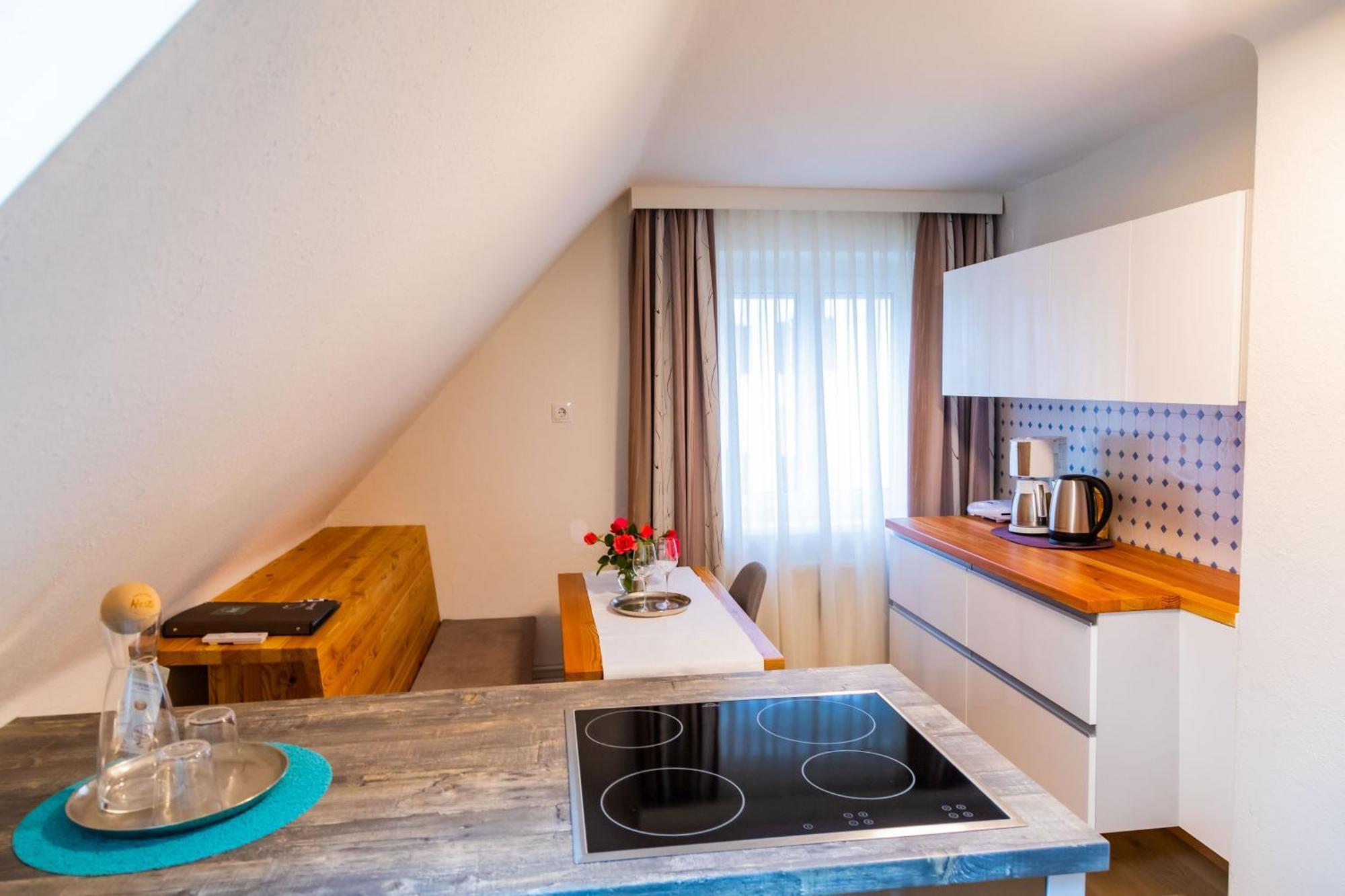 Apartmenthaus Pastner Am Teich Übelbach Eksteriør bilde