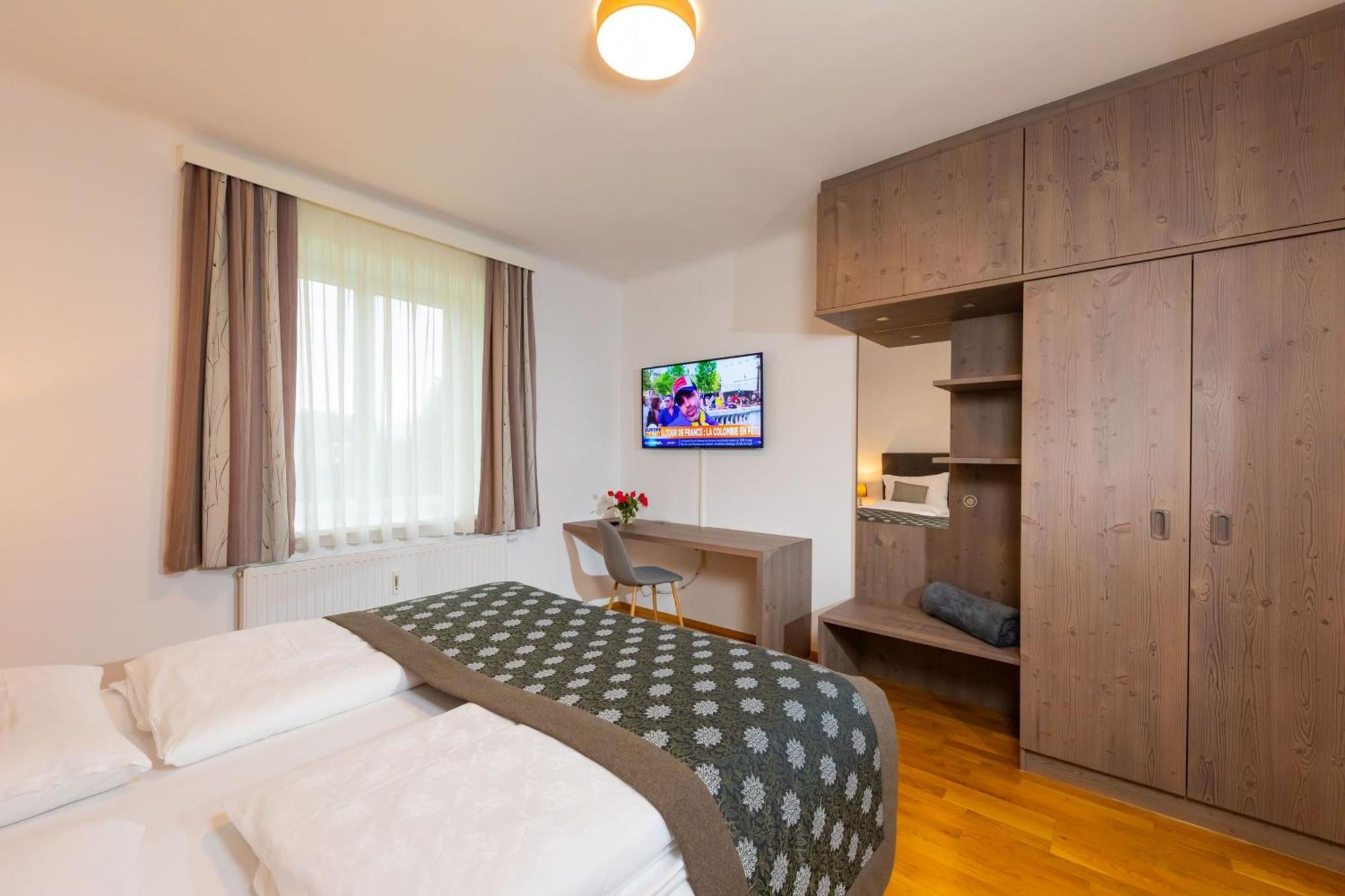 Apartmenthaus Pastner Am Teich Übelbach Eksteriør bilde